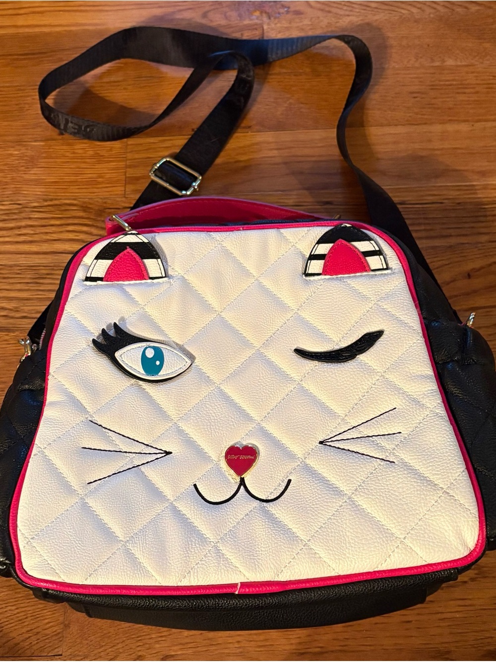 Betsey Johnson Large Quilted Cat Face Insulated Bag, Black/White/Pink, EUC